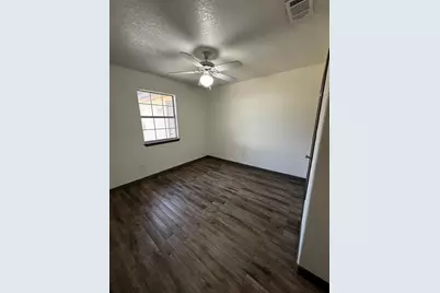 305 Ave R, Marble Falls, TX 78654 - Photo 9