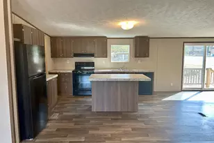 201 18th St, Horseshoe Bay, TX 78657 - Photo 9