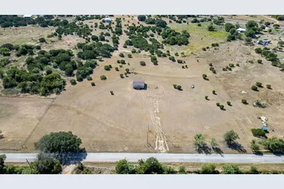 10381 Cr 200, Bertram, TX 78605 - Photo 5