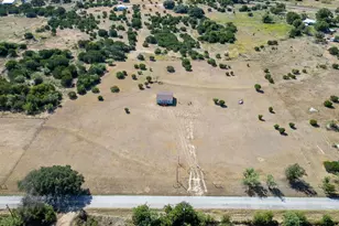 10381 Co Rd 200, Bertram, TX 78605 - Photo 5