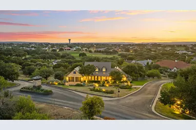 101 Diamond Hl, Horseshoe Bay, TX 78657 - Photo 35