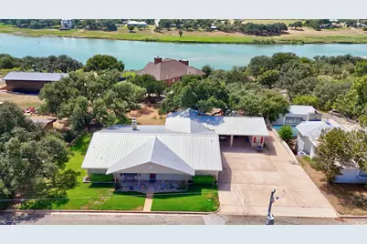 204 Sunset Drive, Llano, TX 78643 - Photo 31