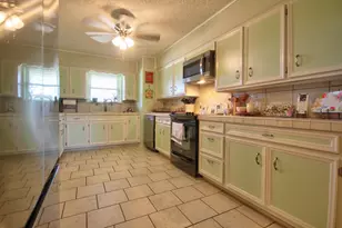 204 Sunset Dr, Llano, TX 78643 - Photo 13
