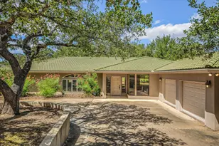 306 Blue Ground, Horseshoe Bay, TX 78657 - Photo 3