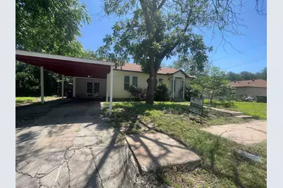 607 N Main Street, Burnet, TX 78611 - Photo 1