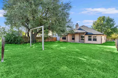 206 Cailin Ct, Burnet, TX 78611 - Photo 31