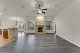206 Cailin Ct, Burnet, TX 78611 - Photo 13