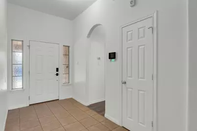 206 Cailin Ct, Burnet, TX 78611 - Photo 5