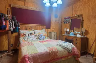 106 Post Oak Dr, Llano, TX 78643 - Photo 11