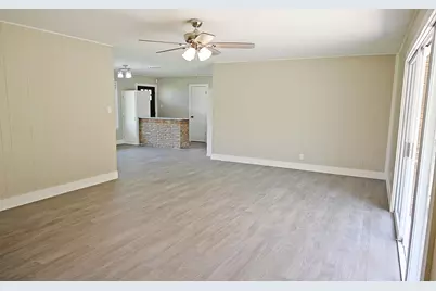 5204 Bedford Drive, Kingsland, TX 78639 - Photo 13
