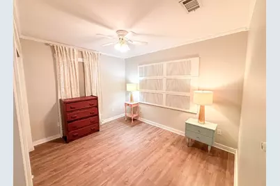 207 E College Street, Llano, TX 78643 - Photo 9