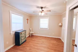 207 E College St, Llano, TX 78643 - Photo 7