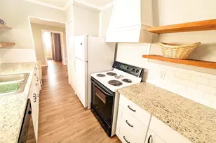 207 E College St, Llano, TX 78643 - Photo 5