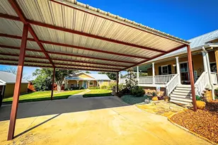 207 E College St, Llano, TX 78643 - Photo 11
