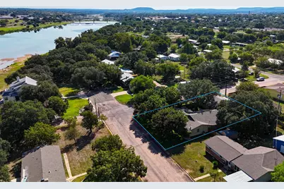 1100 W Deats, Llano, TX 78643 - Photo 27