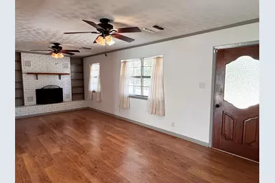 102 W Llano Street, Llano, TX 78643 - Photo 5