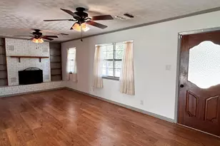 102 W Llano St, Llano, TX 78643 - Photo 5