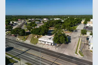 904 Key Ave, Lampasas, TX 76550 - Photo 27