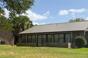 100 Bay Point Dr, Horseshoe Bay, TX 78657 - Photo 15