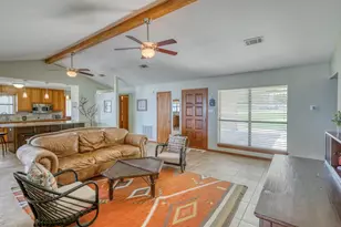 209 Senisa Dr, Buchanan Dam, TX 78609 - Photo 7