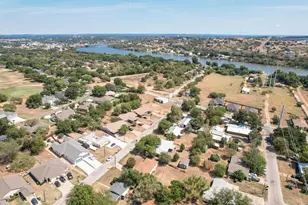 1108 Cedar Dr, Marble Falls, TX 78654 - Photo 1