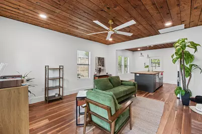 207 S Chestnut St Street, Lampasas, TX 76550 - Photo 5