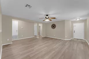 105 E Wildflower Blvd, Marble Falls, TX 78654 - Photo 5