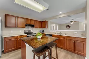 105 E Wildflower Blvd, Marble Falls, TX 78654 - Photo 11