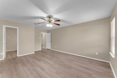 105 E Wildflower Blvd, Marble Falls, TX 78654 - Photo 17