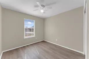 105 E Wildflower Blvd, Marble Falls, TX 78654 - Photo 15