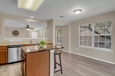 105 E Wildflower Blvd, Marble Falls, TX 78654 - Photo 13