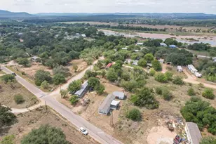 2546 Indian Trail, Kingsland, TX 78639 - Photo 23