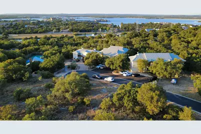 407 Green Leaf, Horseshoe Bay, TX 78657 - Photo 17