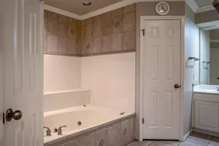 279 Quail, Meadowlakes, TX 78654 - Photo 23