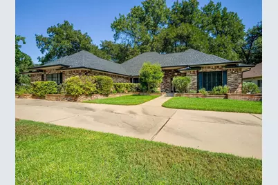 279 Quail, Meadowlakes, TX 78654 - Photo 1