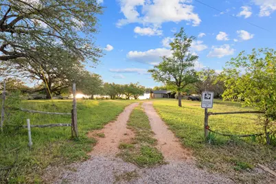 310 Castlehigh Drive, Granite Shoals, TX 78654 - Photo 21
