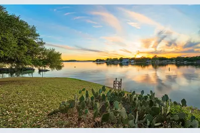 310 Castlehigh Drive, Granite Shoals, TX 78654 - Photo 25