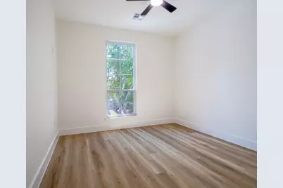 106 W Briar, Granite Shoals, TX 78654 - Photo 29