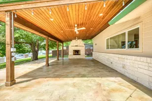 1704 Bluebonnet Ln, Kingsland, TX 78639 - Photo 33