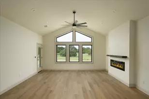 114 Rolling Hls Dr, Horseshoe Bay, TX 78657 - Photo 5