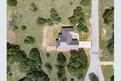 114 Rolling Hls Drive, Horseshoe Bay, TX 78657 - Photo 27