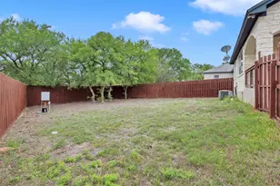 623 Skyline Dr, Kingsland, TX 78639 - Photo 3