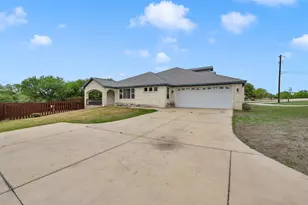 623 Skyline Dr, Kingsland, TX 78639 - Photo 1