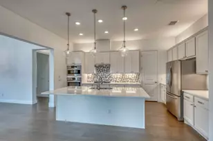 110 Rivalto Dr Dr, Horseshoe Bay, TX 78657 - Photo 11
