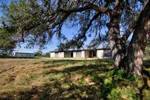 132 Offer Ln, Llano, TX 78643 - Photo 3