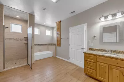 625 Skyline Drive, Kingsland, TX 78639 - Photo 15