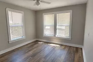 512 Ave F, Marble Falls, TX 78654 - Photo 7