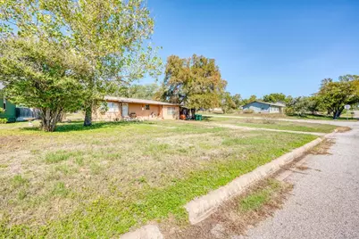 616 Avenue D, Marble Falls, TX 78654 - Photo 7