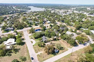 616 Ave D, Marble Falls, TX 78654 - Photo 3