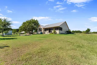 560 Saddle Ridge Dr, Bertram, TX 78605 - Photo 25